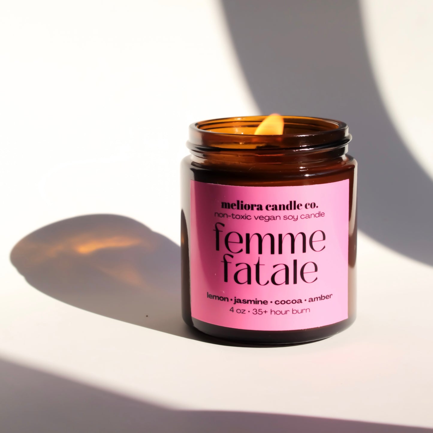 FEMME FATALE
