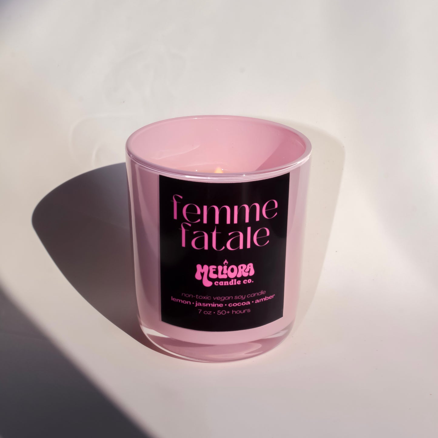 FEMME FATALE